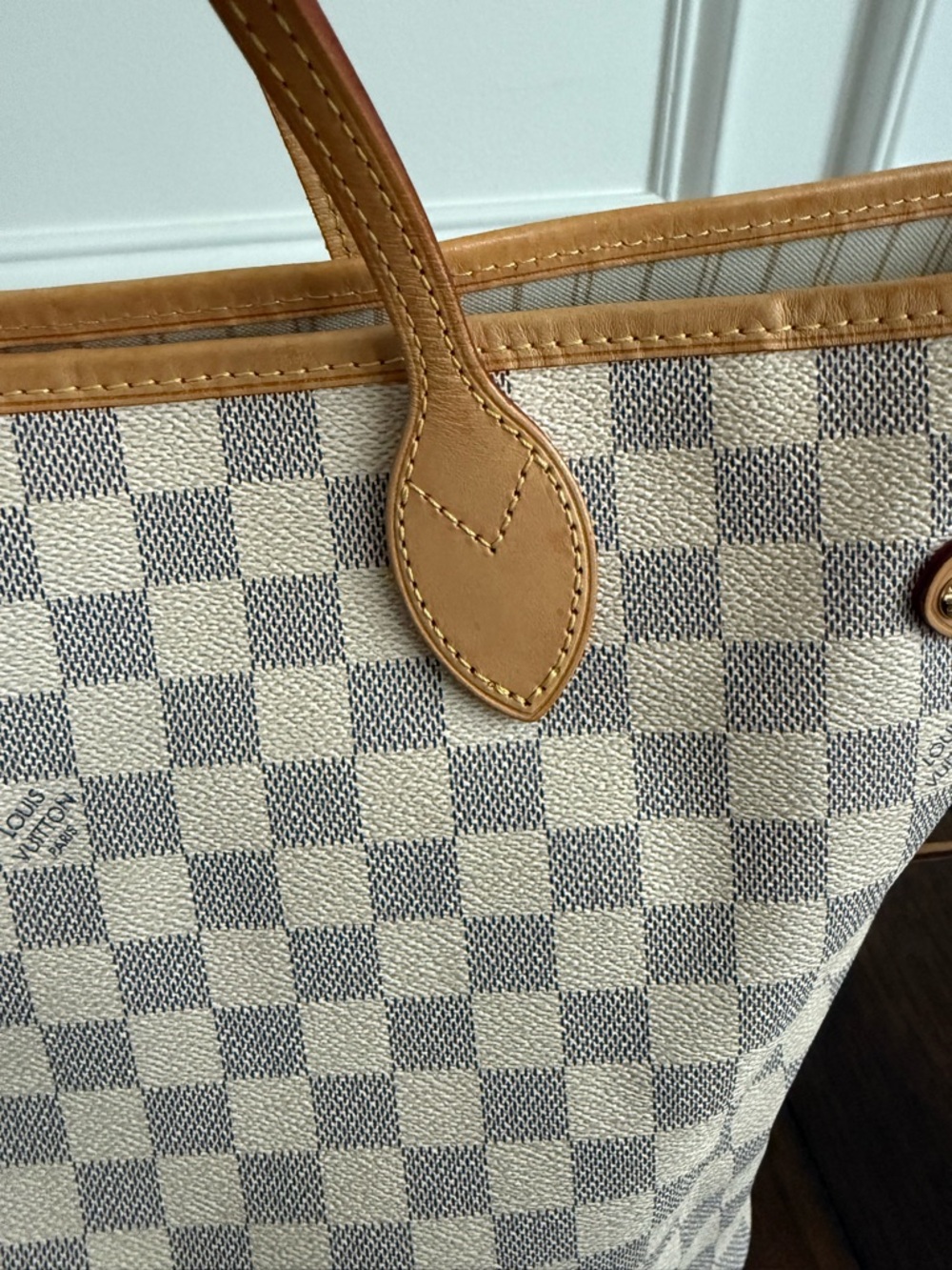 Louis Vuitton Damier Azur Neverfull MM - Picture 5 of 15